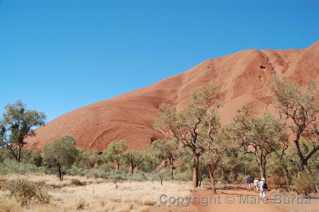 Ayers Rock base walk