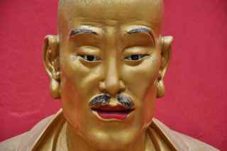 Ten Thousand Buddhas Monastery