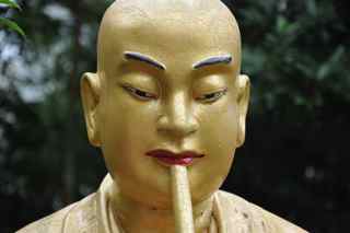 Ten Thousand Buddhas Monastery
