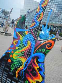 rock and roll hall of fame cleveland guitar mania