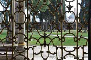 Topkapi Palace courtyard