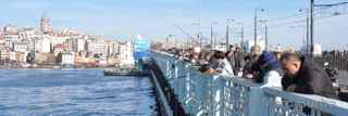 galata bridge fishing