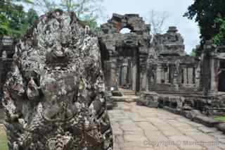 Banteay Kdei entry tower