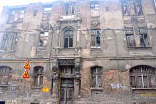 sarajevo ruined building