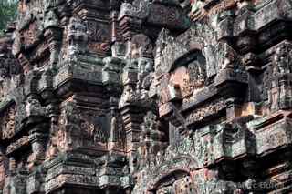 Banteay Srei carving