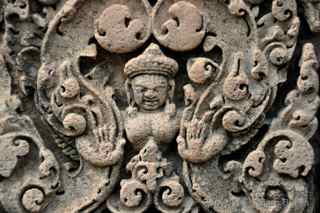 Banteay Srei carving