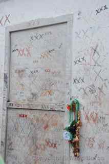 Marie Laveau tomb New Orleans