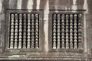 Angkor Wat colonettes